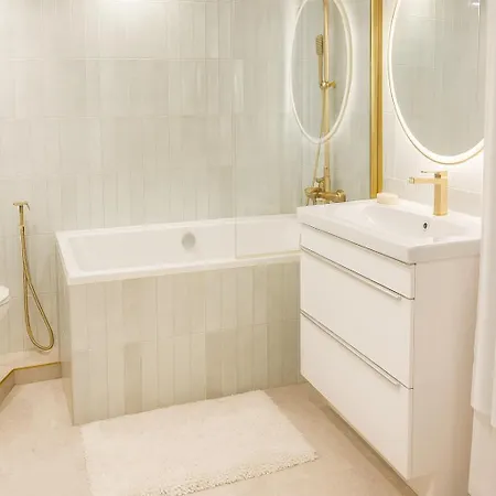 Quiet Modern 2Br Apartment 5 Min From Palais Cannes With Private Entrance Apartament Cannes