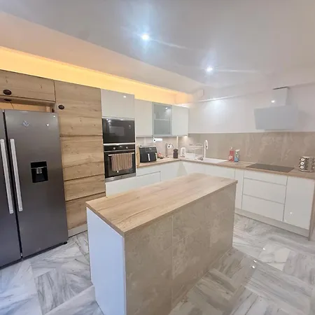 Downtown Living Κάννες