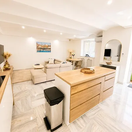 Quiet Private - 2min Train Station - 5min Palais Croisette - Private Entrance Apartment Cannes