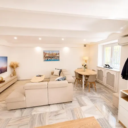 Quiet Private - 2min Train Station - 5min Palais Croisette - Private Entrance * Cannes