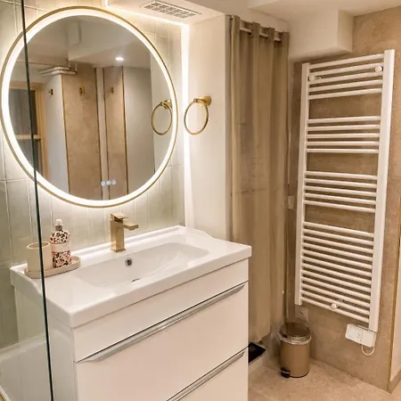 Quiet Private - 2min Train Station - 5min Palais Croisette - Private Entrance Apartman *